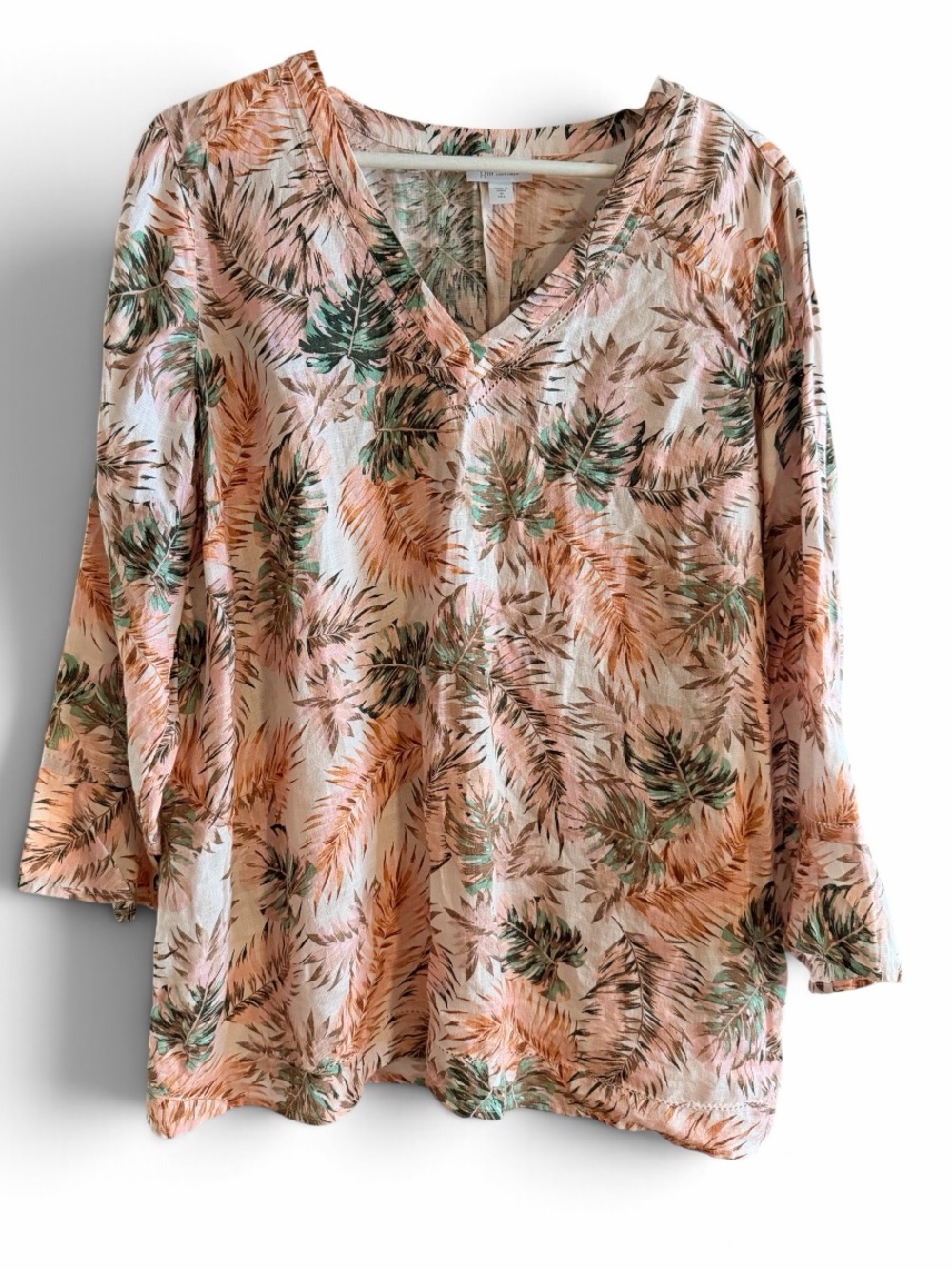 J. Jill Peach & Green Tropical V-Neck Blouse with 3/4 sleeves - Size Medium Tall